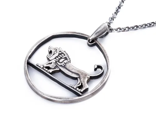 תליון אריה יהודה חתוך ממטבע 5 לירות, שנות ה 70