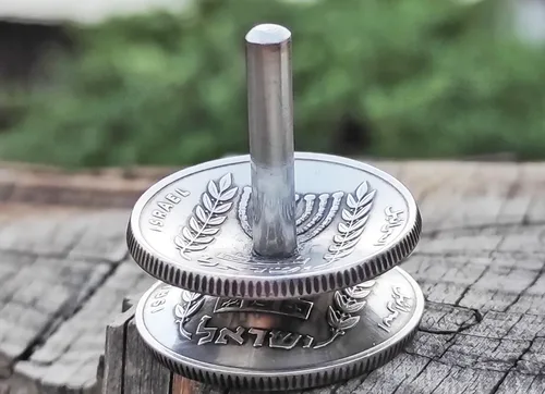 סביבונים מיוחדים עשויים בעבודת יד ממטבעות