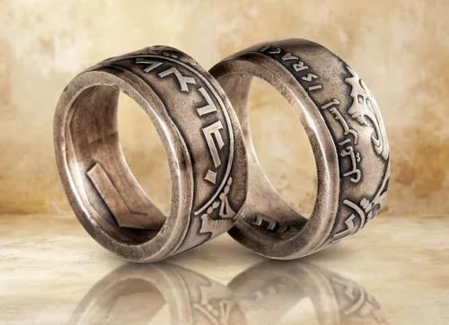 טבעת ממטבע 5 לירות, אריה יהודה, שנות ה 70 עשויה מהמטבע עצמו!